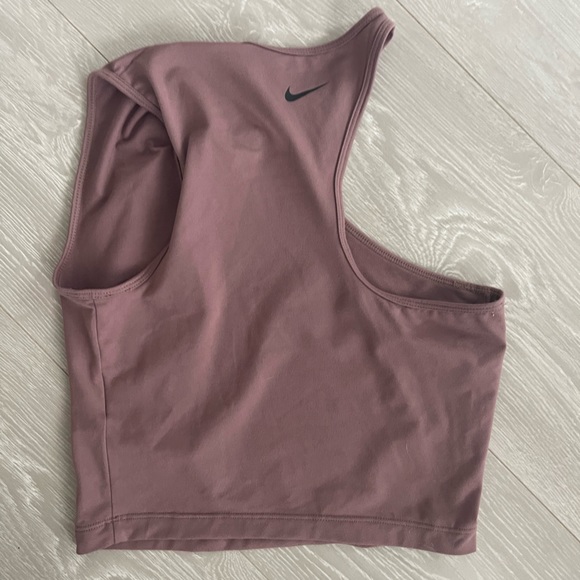 Nike Dri-Fit Top - Picture 3 of 3